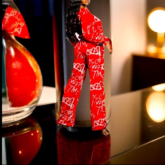 HUSTLE Long Sleeve W/ Ties On The Cuffs Long Crop Shirt & Wide Leg Outfit - Picture 8 of 8